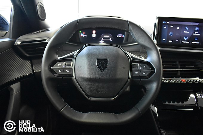 PEUGEOT 2008 PureTech 100 S&S Allure